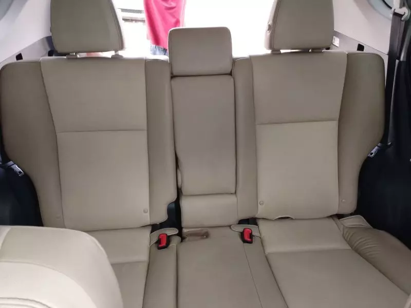 Toyota RAV 4   - 2015