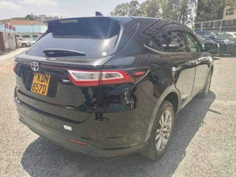 Toyota Harrier - 2017