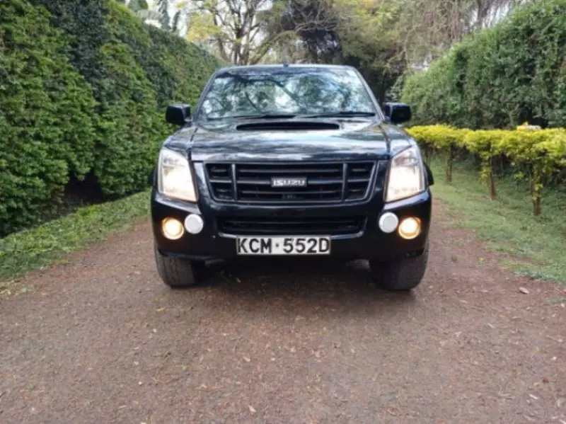 Isuzu D-Max   - 2011