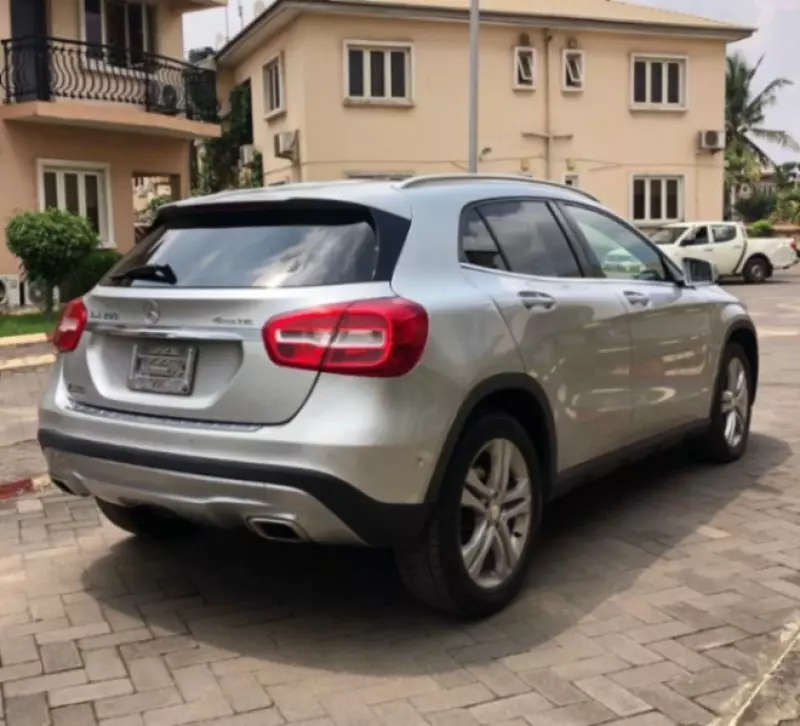 Mercedes-Benz GLA 250