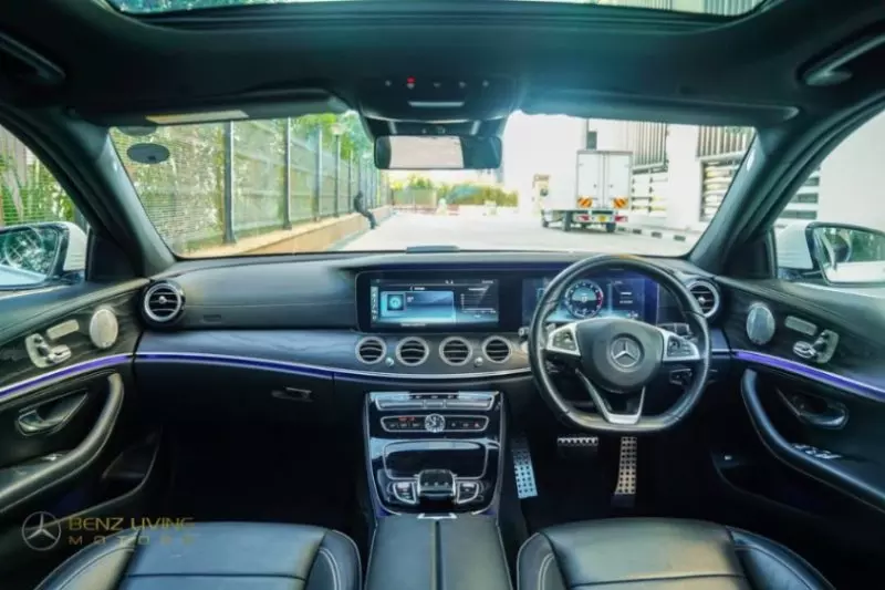 Mercedes-Benz E 200   - 2016