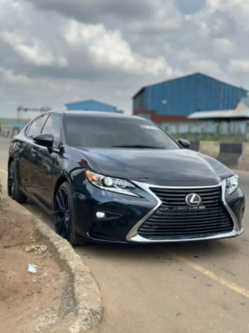Lexus ES 350 - 2016