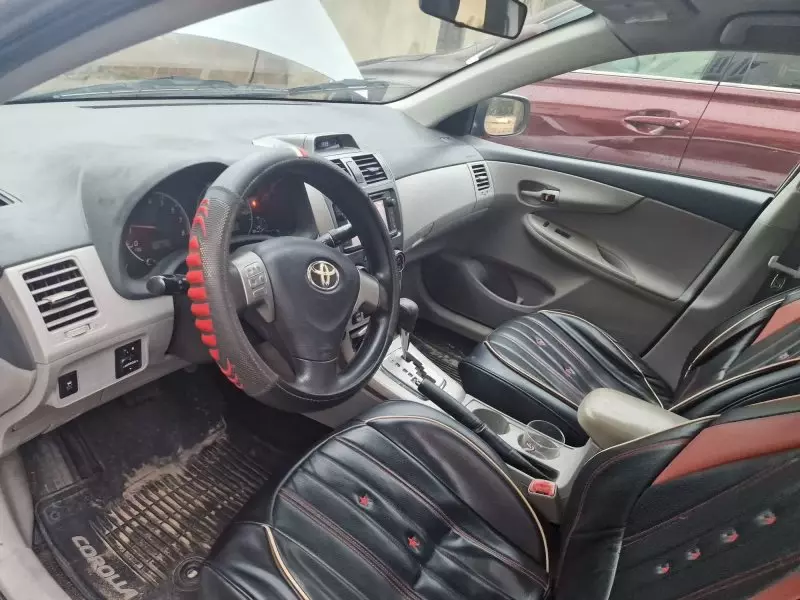 Toyota Corolla   - 2013