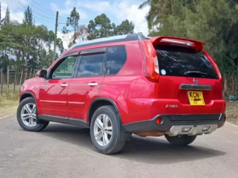 Nissan X-Trail   - 2010
