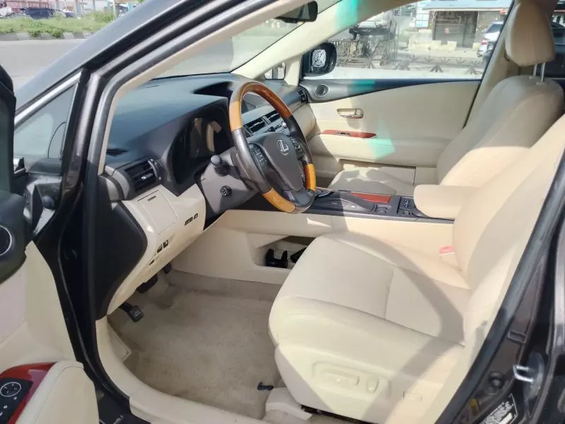 Lexus RX 350   - 2010