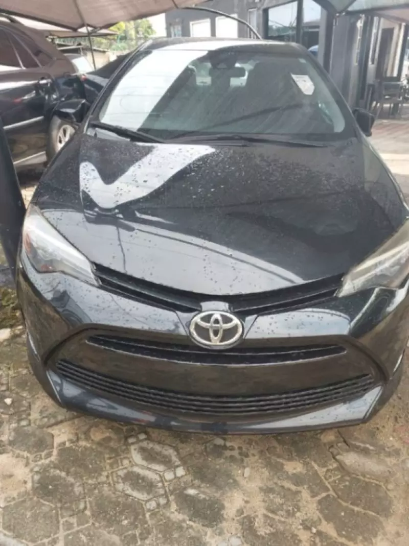 Toyota Corolla   - 2017