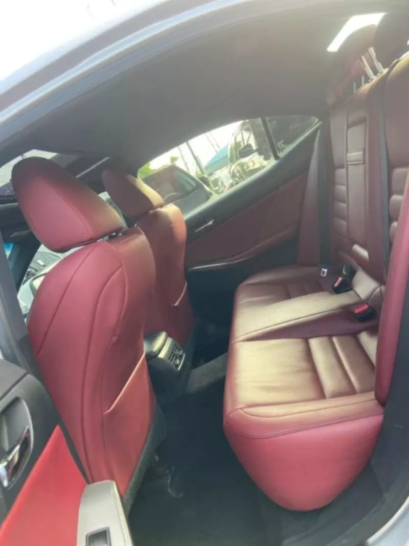 Toyota Lexus 270   - 2014