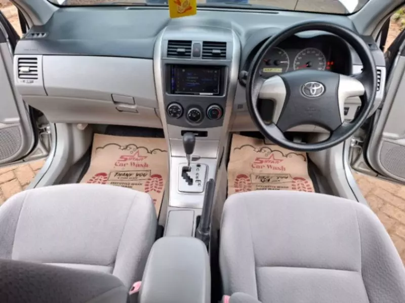 Toyota Axio    - 2012