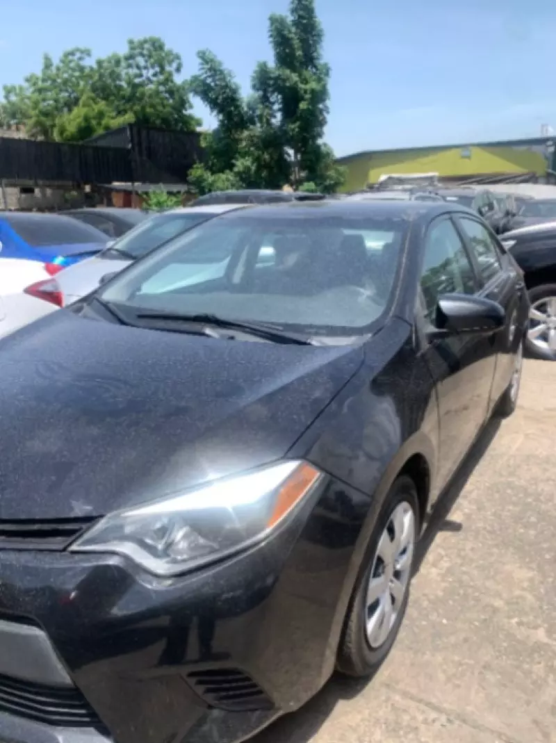 Toyota Corolla   - 2015