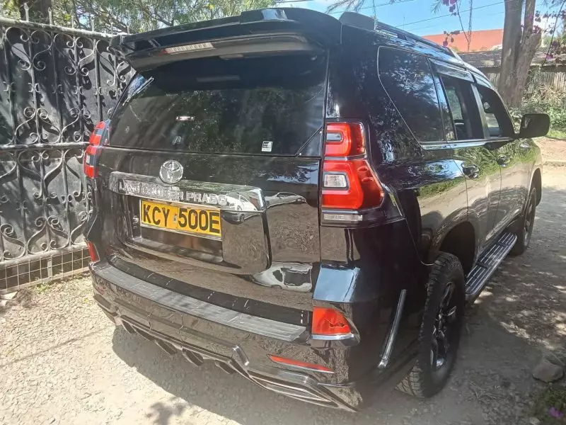 Toyota Landcruiser Prado