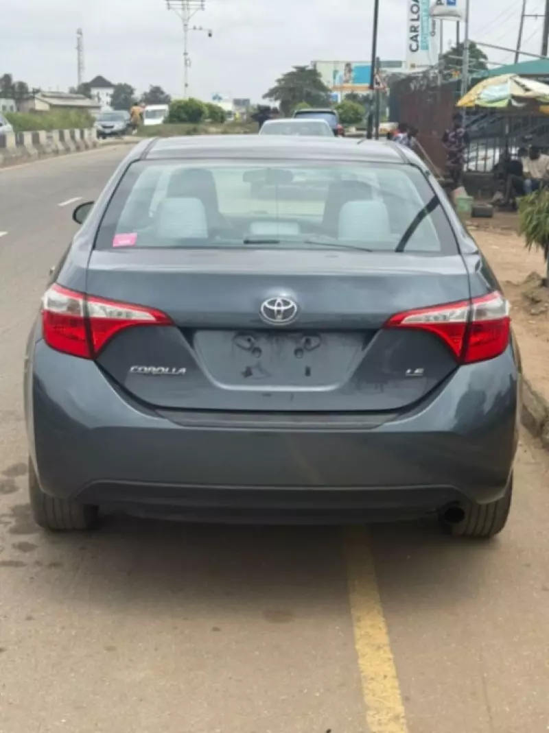 Toyota Corolla   - 2015