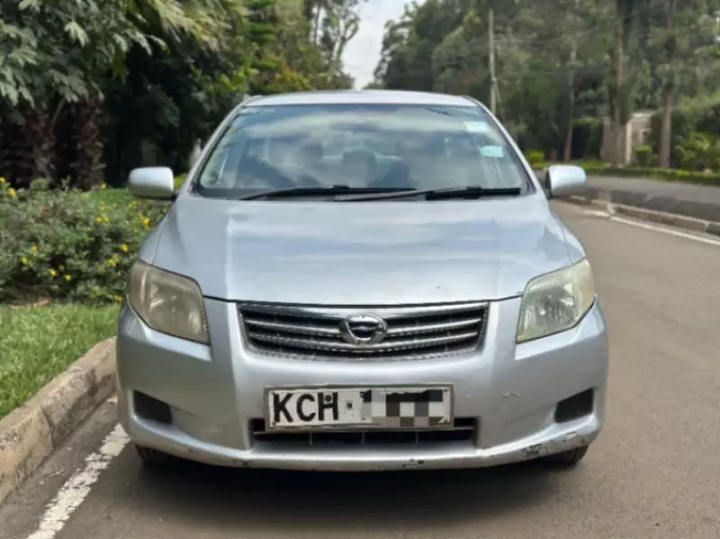 Toyota Axio    - 2010