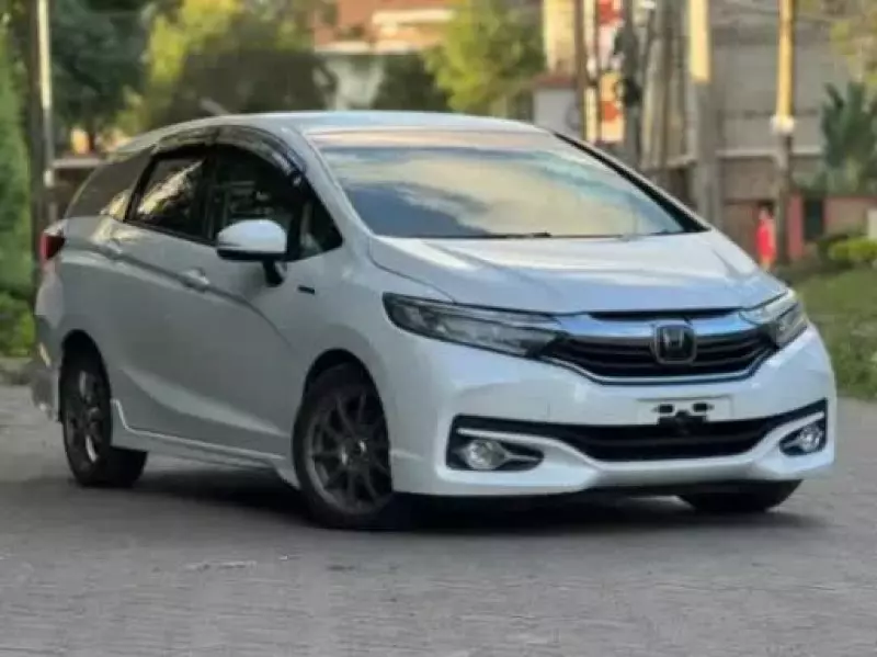 Honda Fit shuttle