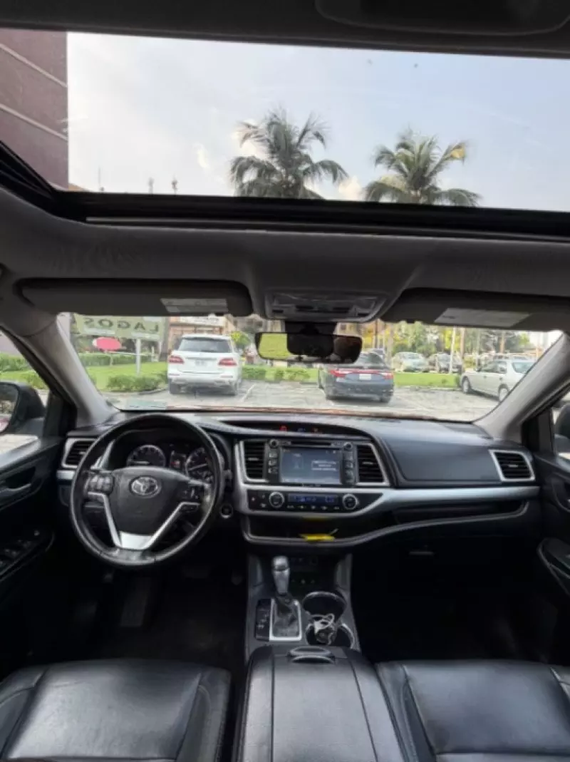 Toyota Highlander - 2017