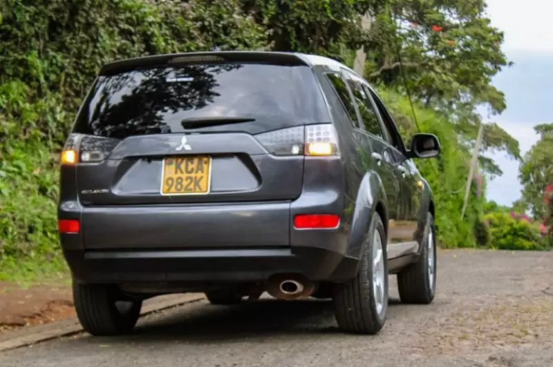 Mitsubishi OUTLANDER   - 2008
