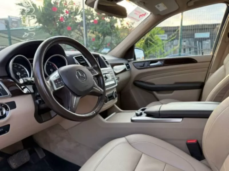 Mercedes-Benz ML 350