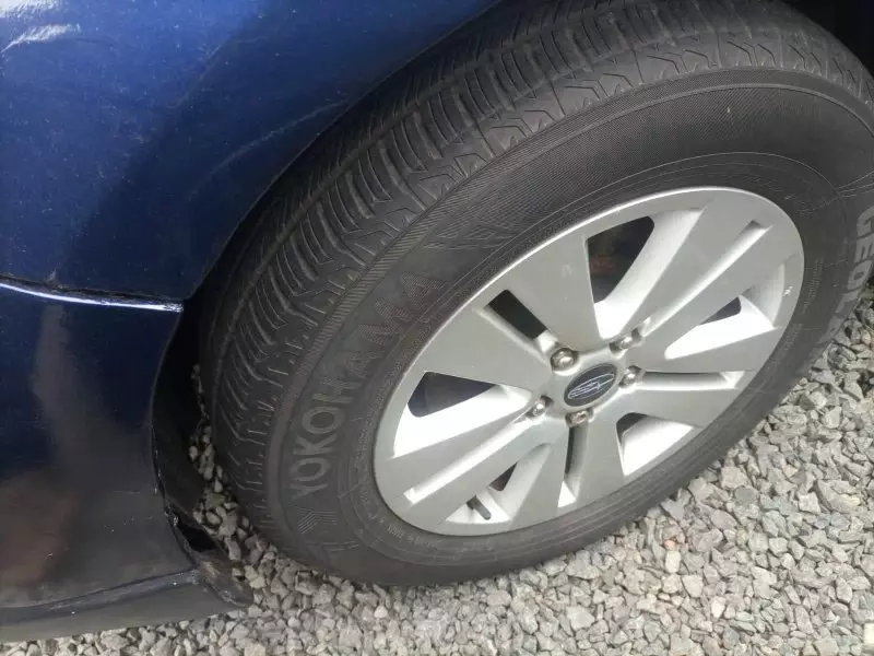 Subaru Outback   - 2017