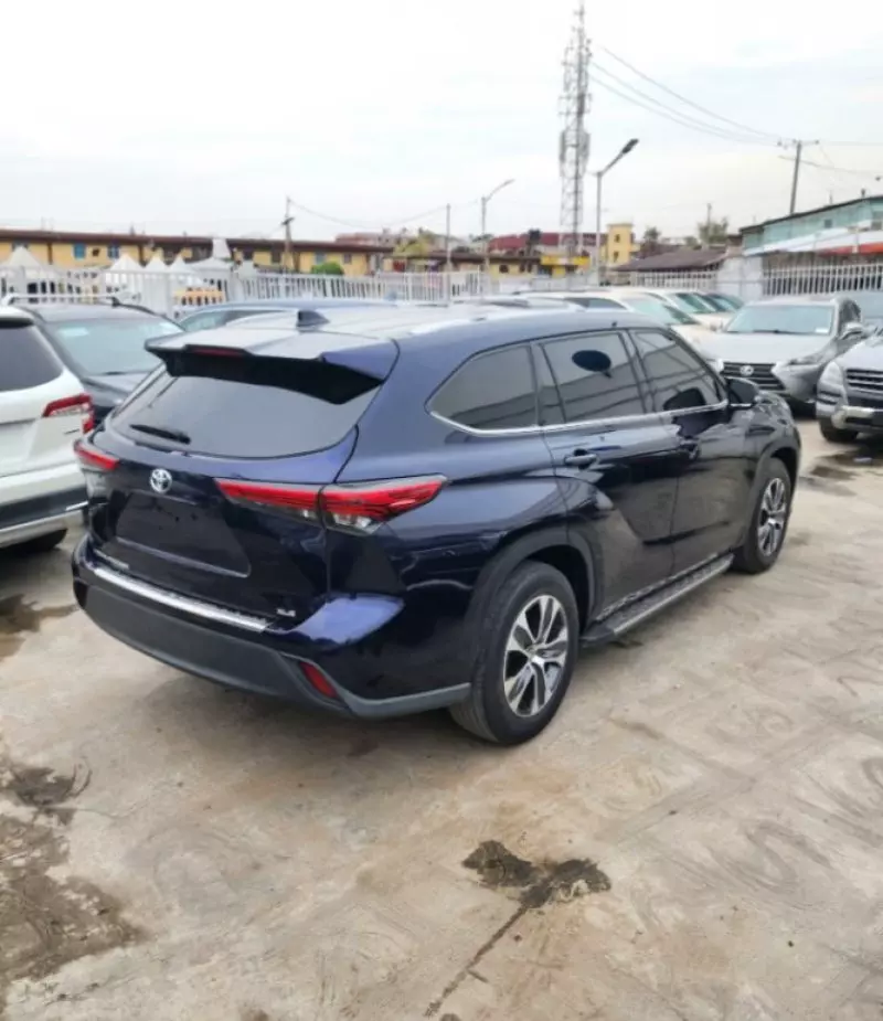 Toyota Highlander - 2022
