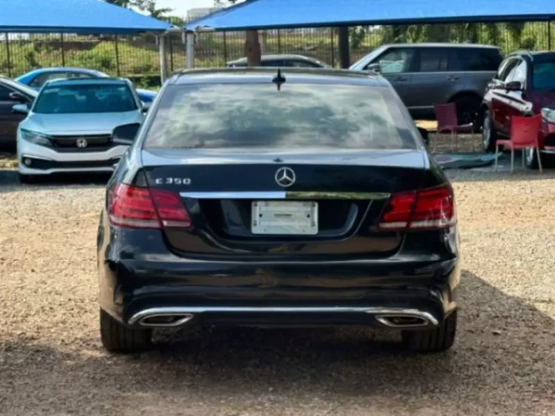 Mercedes-Benz E 350 - 2014