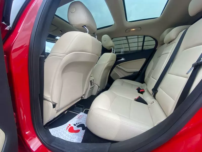 Mercedes-Benz GLA 250   - 2016