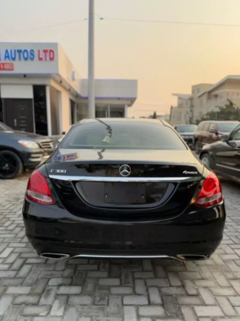 Mercedes-Benz C-Class   - 2015