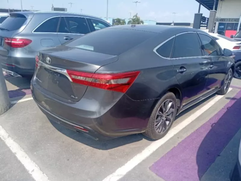 Toyota Avalon