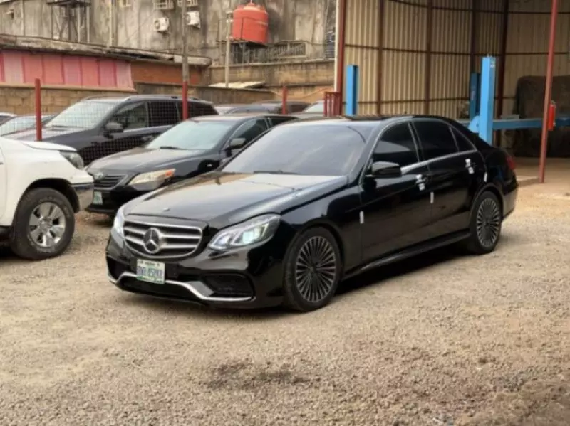 Mercedes-Benz E 350   - 2012