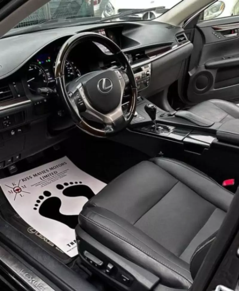 Lexus ES 350   - 2013
