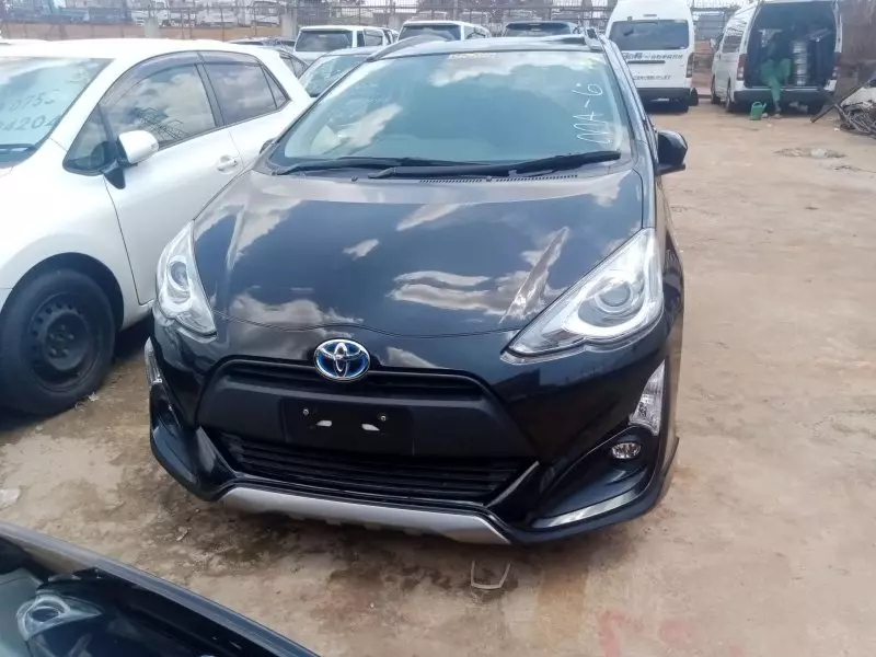 Toyota Aqua Hybrid   - 2014