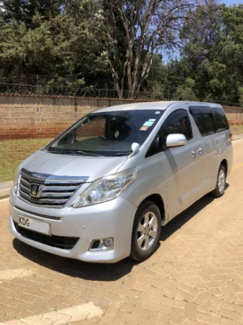 Toyota Alphard - 2014
