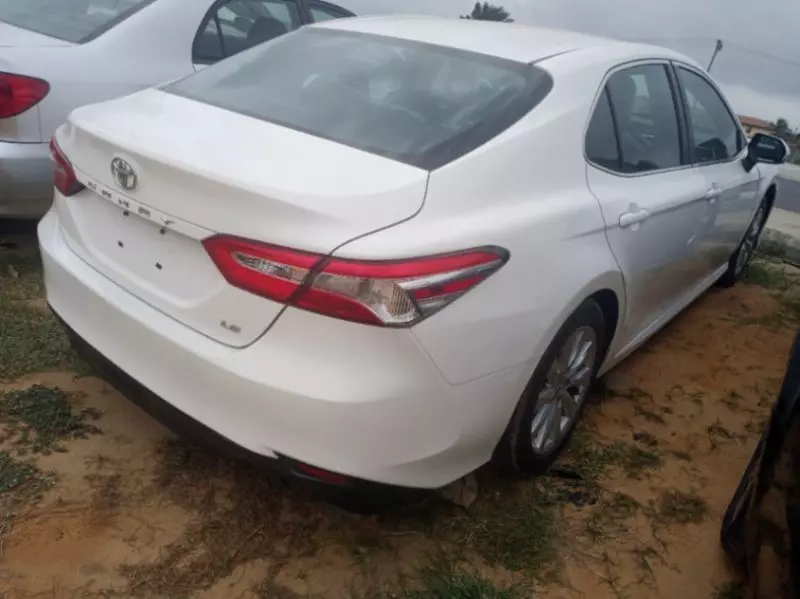 Toyota Camry   - 2019