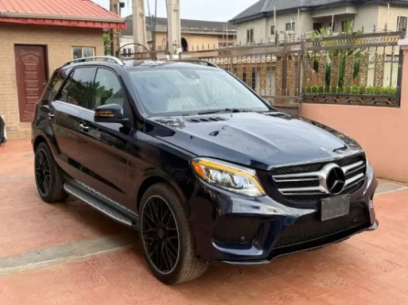 Mercedes-Benz GLE 350   - 2017