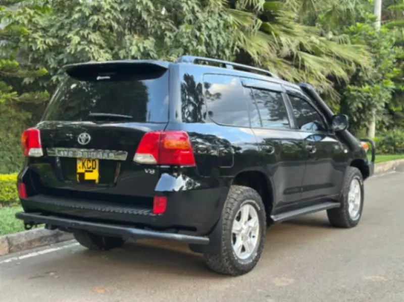 Toyota Land Cruiser   - 2008