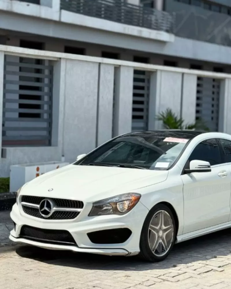 Mercedes-Benz CLA 250   - 2014