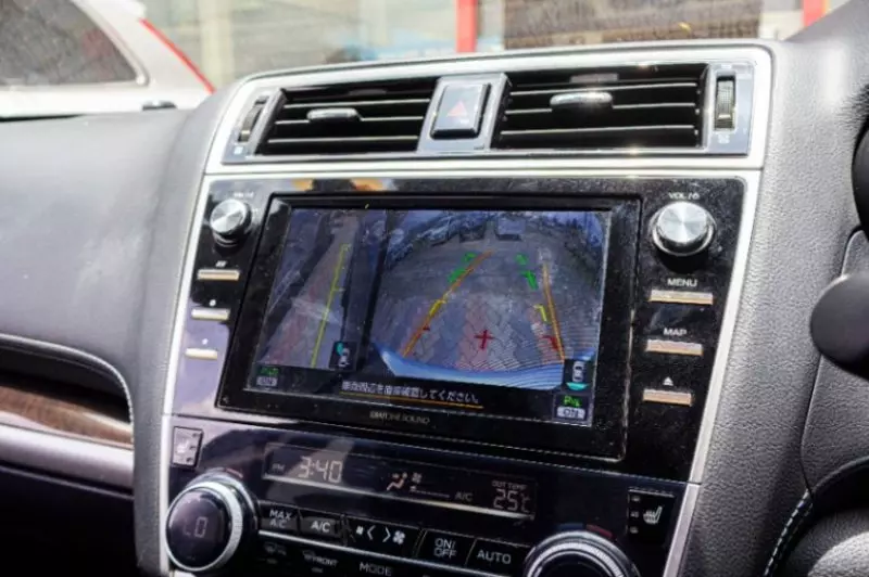 Subaru Outback   - 2019