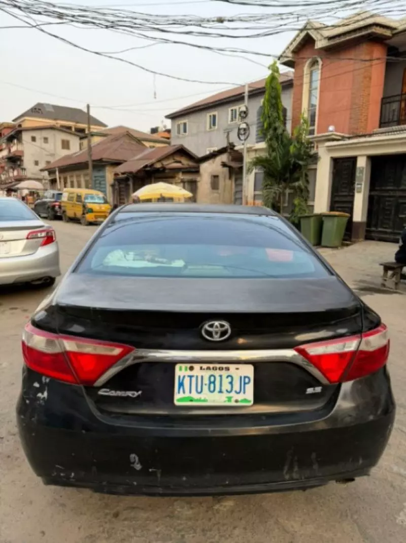 Toyota Camry   - 2015