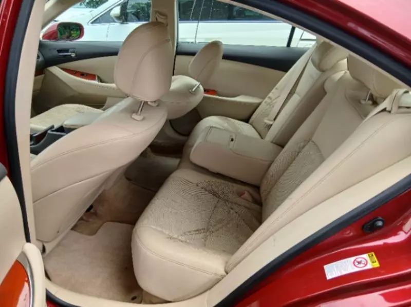 Lexus ES 350   - 2011