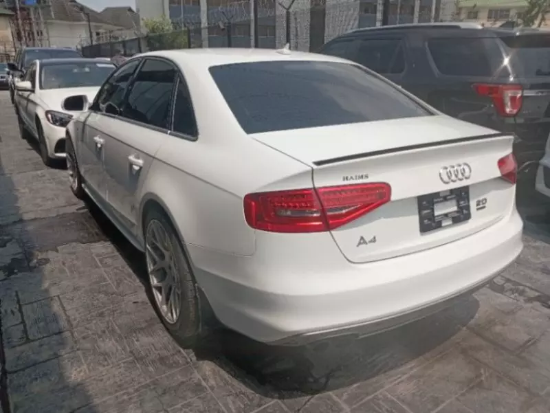 Audi A4   - 2014