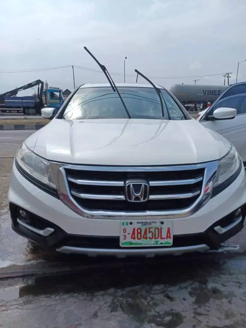 Honda Crosstour   - 2014