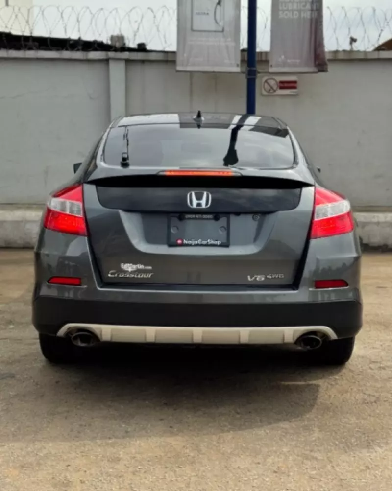 Honda Crosstour   - 2013