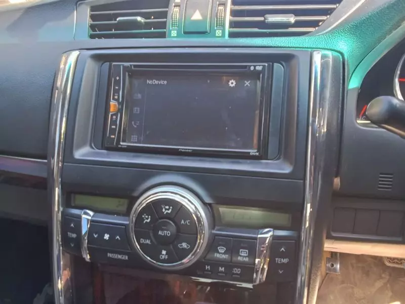 Toyota Mark X   - 2010