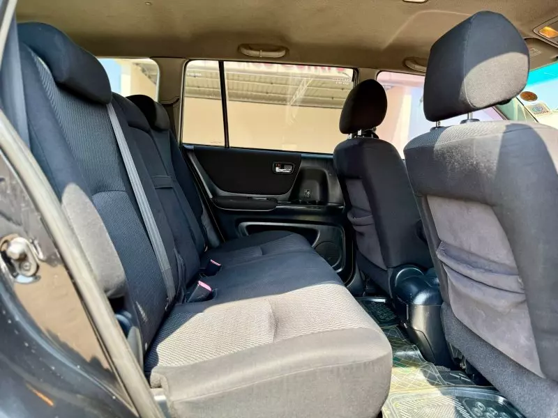 Toyota kluger   - 2005