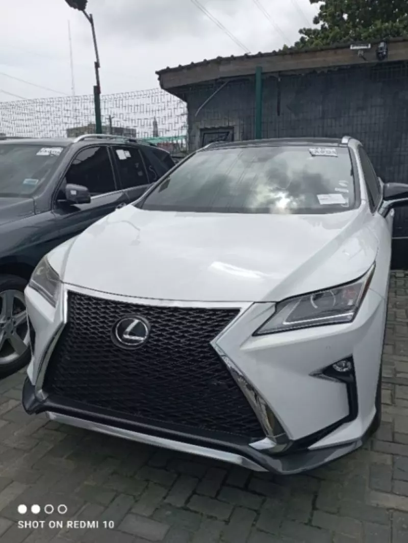 Toyota Lexus RX 350h   - 2017