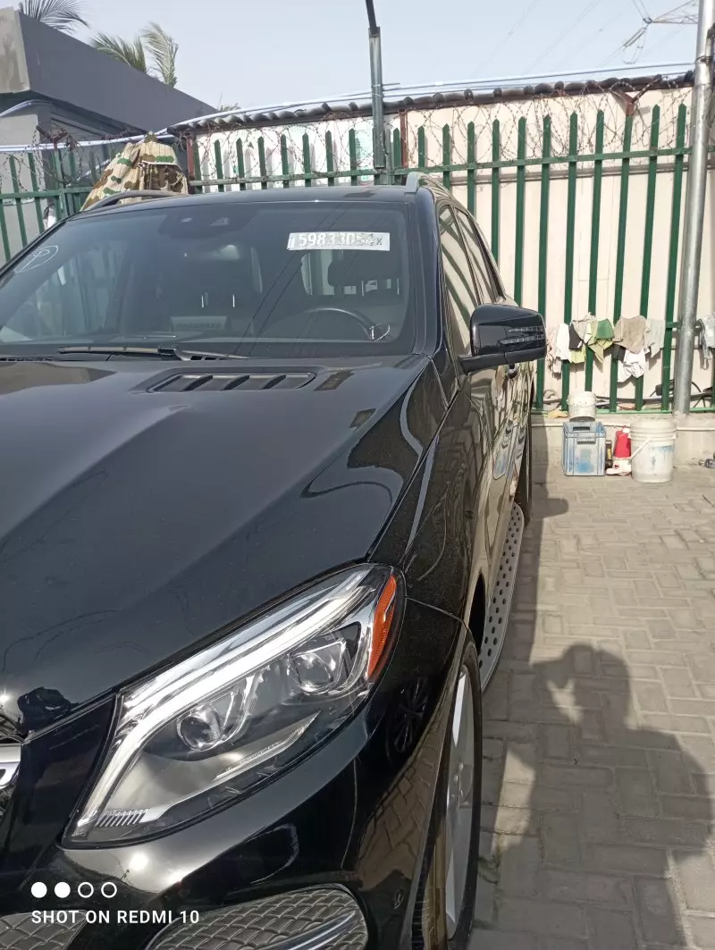 Mercedes-Benz GLE 350   - 2016