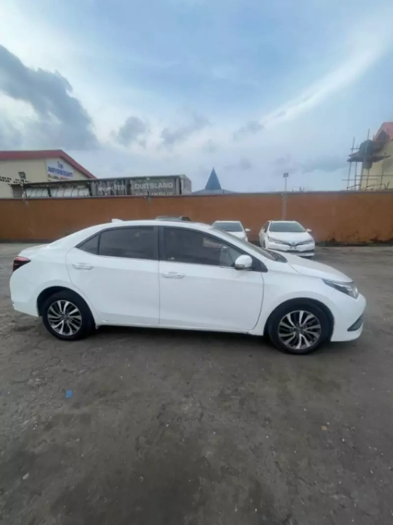 Toyota Corolla   - 2018