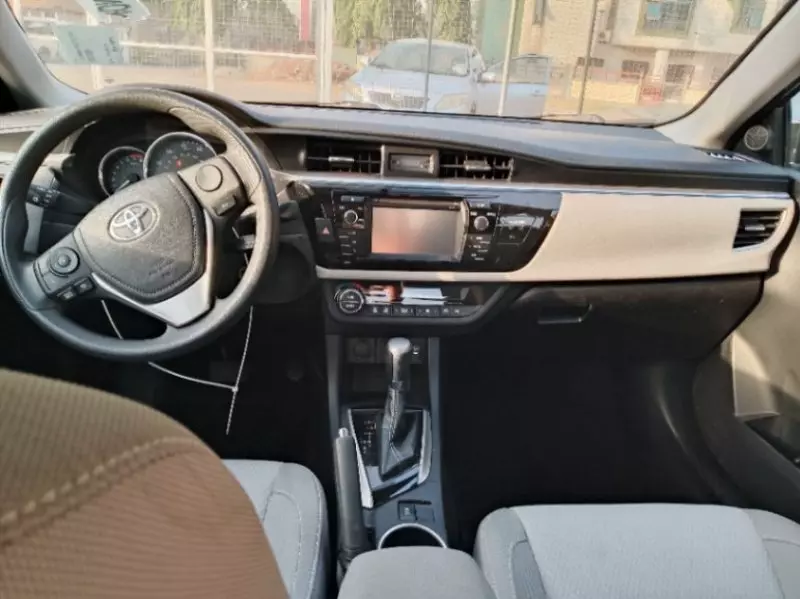 Toyota Corolla - 2015