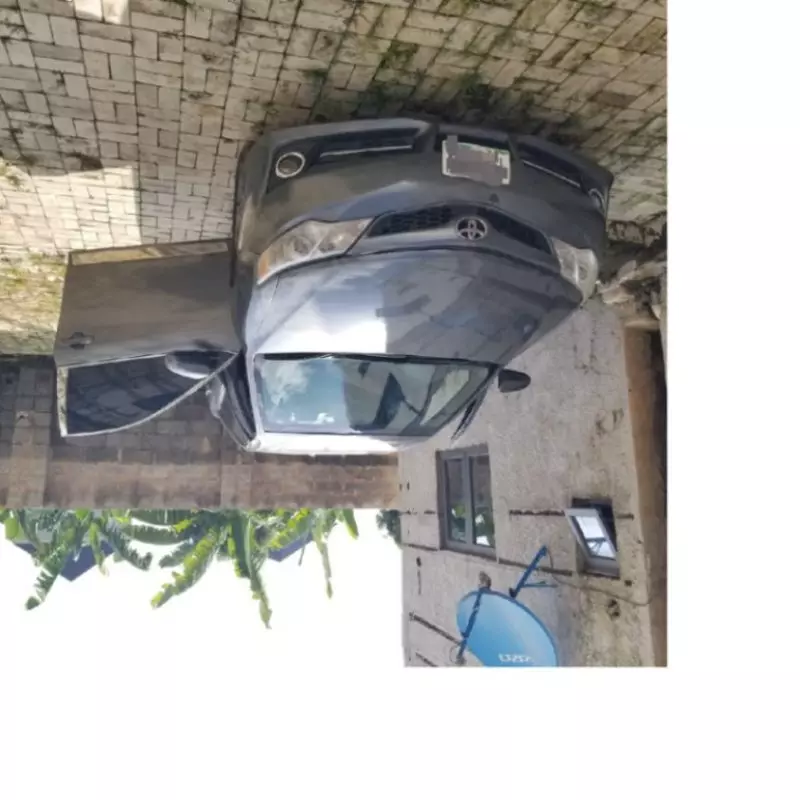 Toyota Camry   - 2013