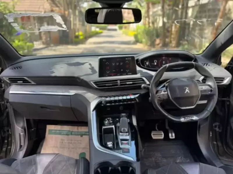 Peugeot 3008   - 2018