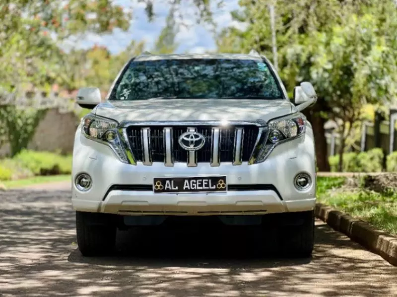 Toyota Landcruiser Prado   - 2017