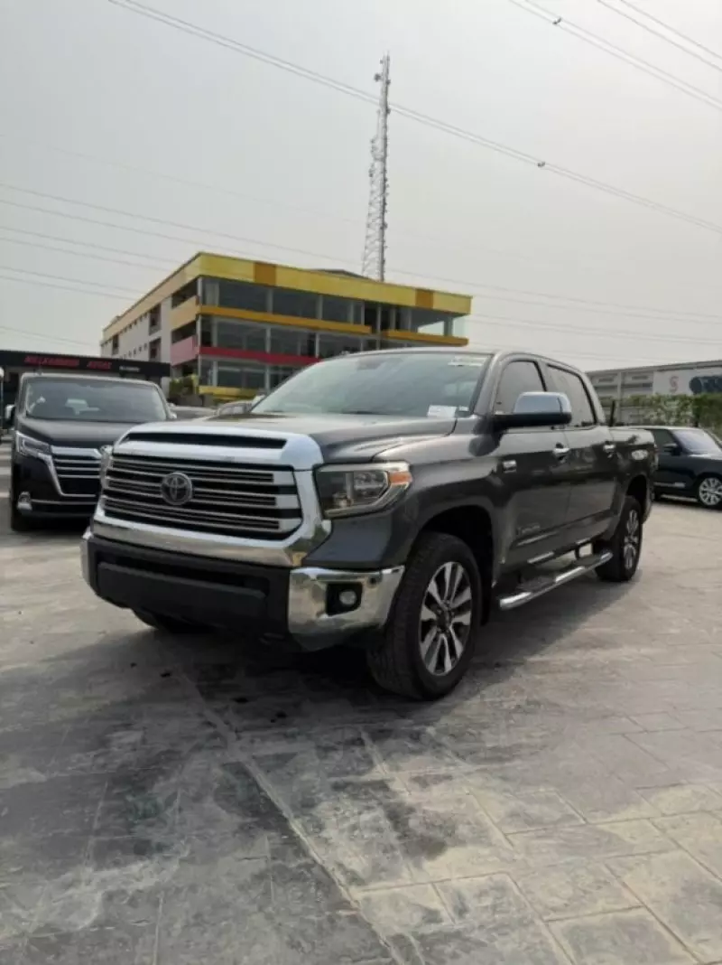 Toyota Tundra